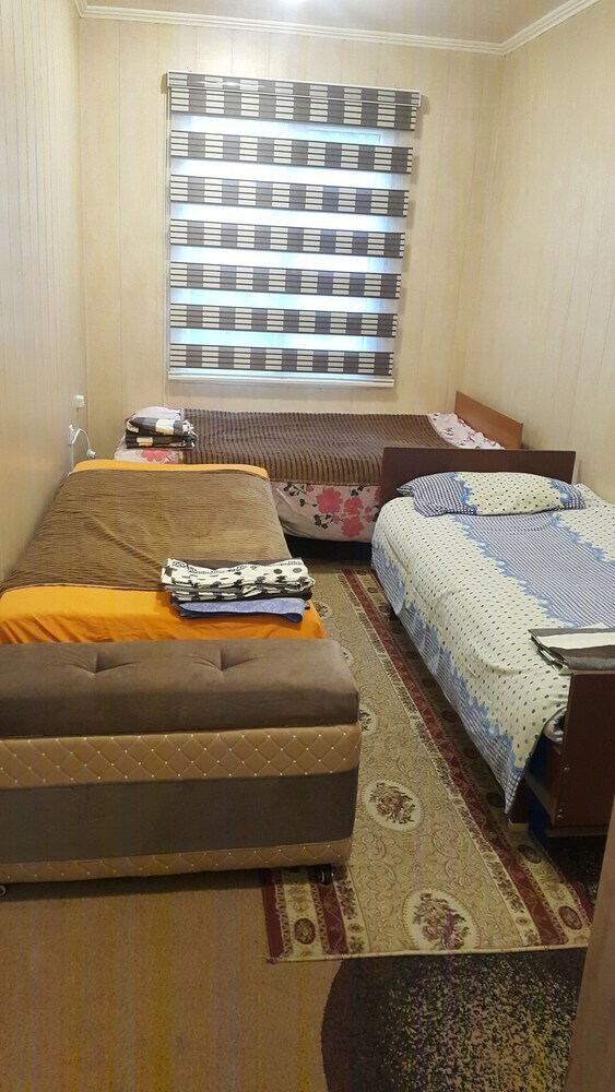 Hotel Hostel Nur