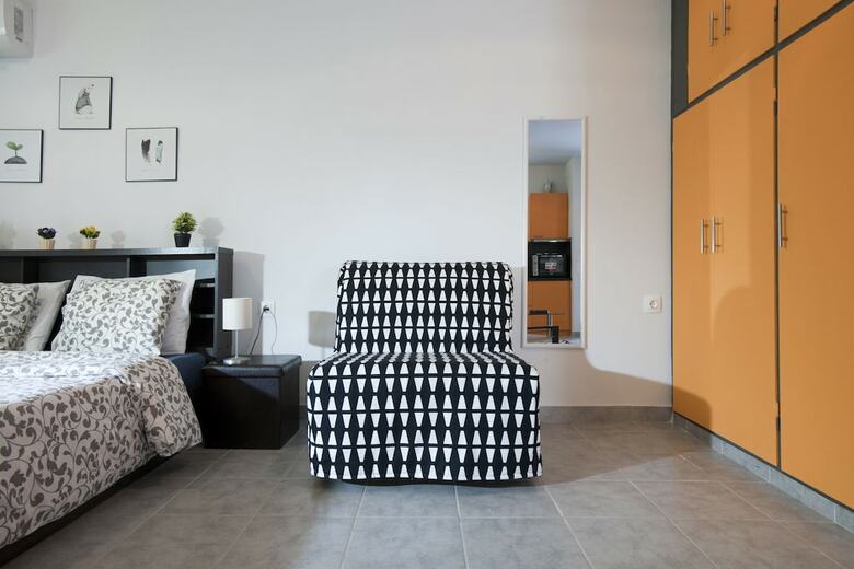 Apartamentos Cozy Fully Renovated Studio In Holargos