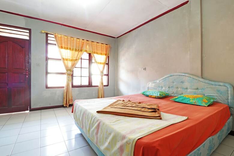 Hotel Roganda Guest House