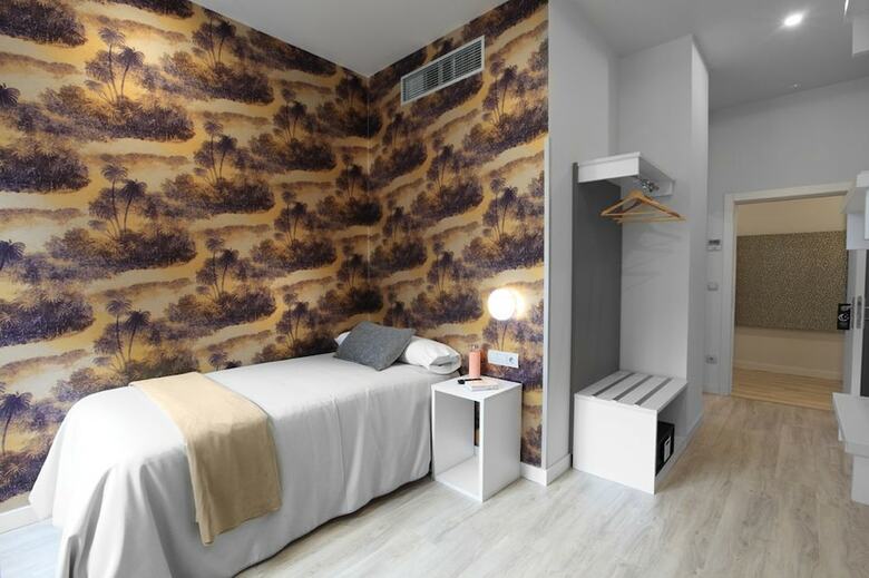 Hotel Eibarrooms Auto Check-in