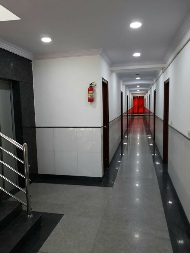 Hotel Champion Inn
