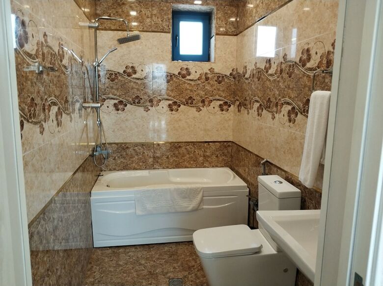 Hotel Khazar Golden Beach