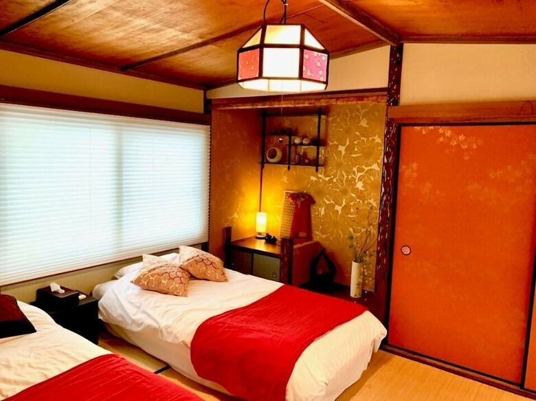 Good Old Japanese Inn (217-2)