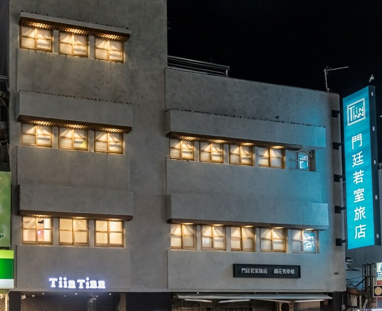 Hotel Tiin Tinn