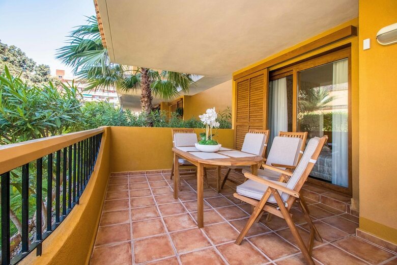 Apartamentos Espanatour Irina