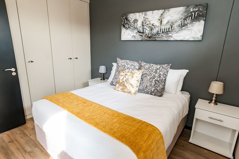 The Vantage Apartments