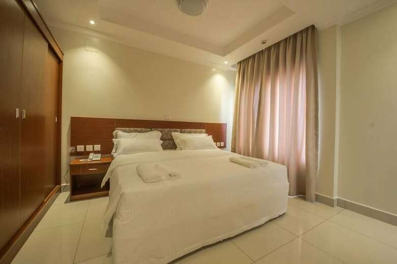 Lexor Apartments