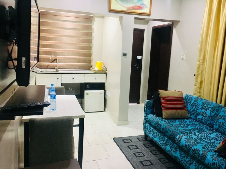 Hotel Home Gate Resort Limited