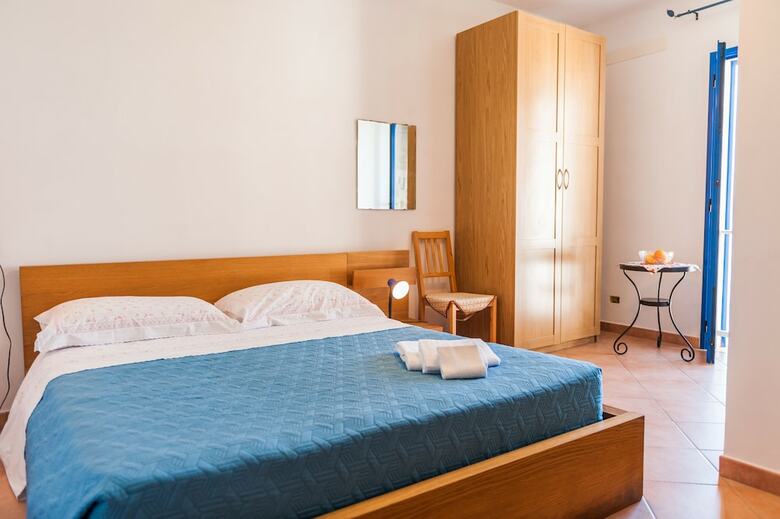 Hotel Cala Dogana Guest House