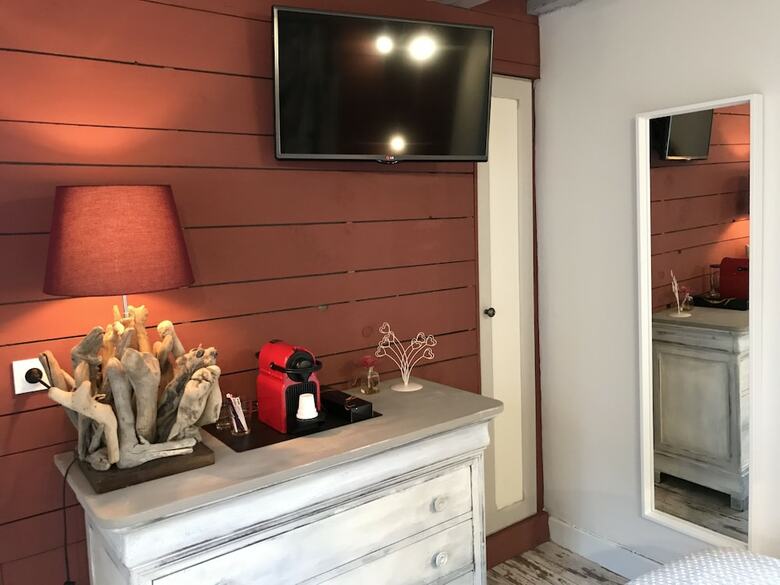 Bed & Breakfast Chambres D'h�tes - La Tani�re Des Ours