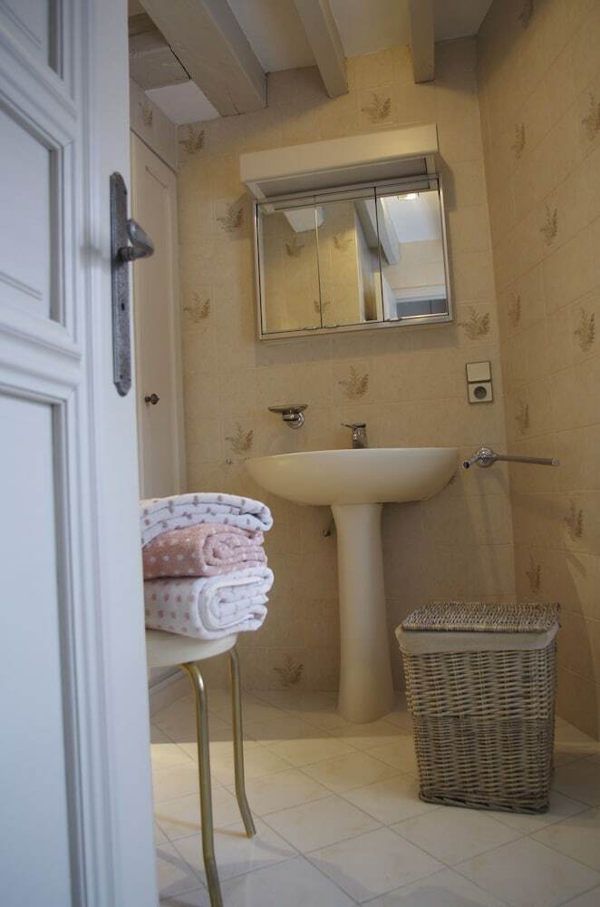 Bed & Breakfast Chambres D'h�tes - La Tani�re Des Ours