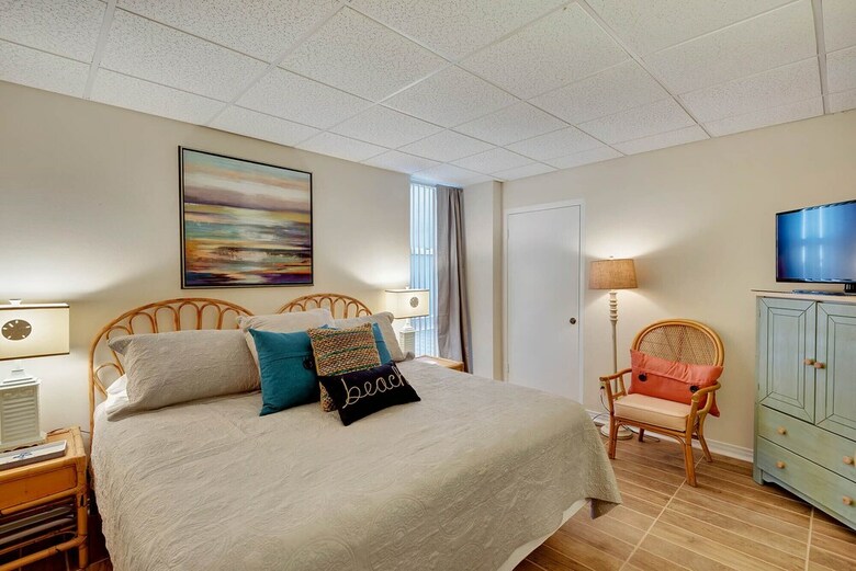 Sans Souci Unit 207 - One Bedroom Condo