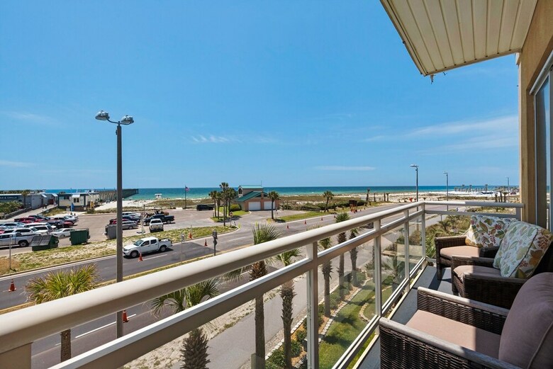 Lacaribe T2 - Four Bedroom Condo