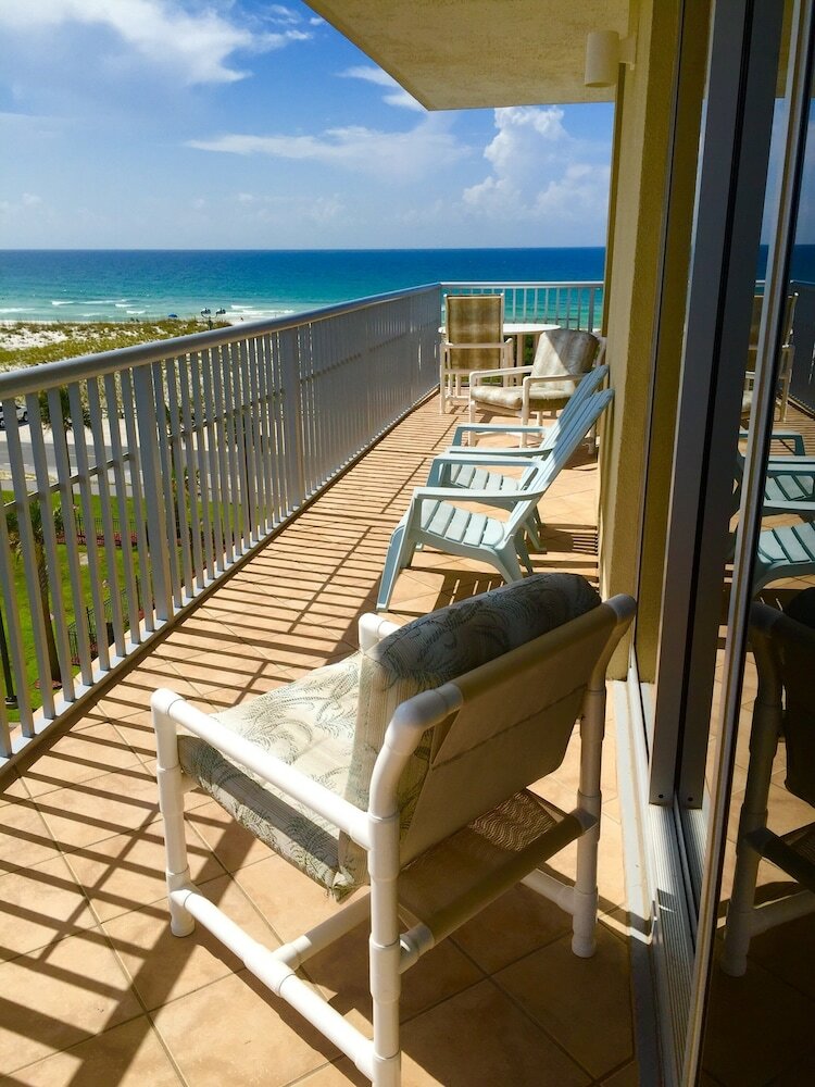 Emerald Dolphin Unit 510 - Three Bedroom Condo
