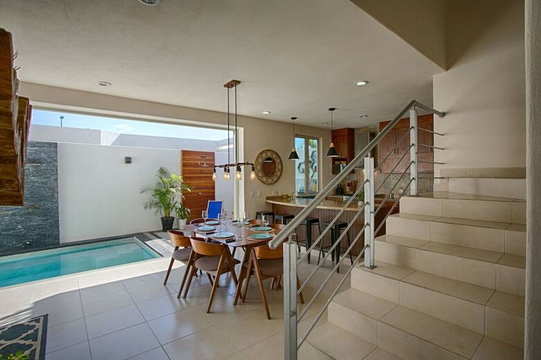 Los Cedros 32 4 Br By Casago