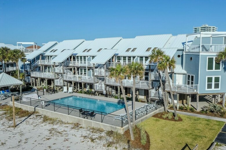 Labahia 128 - One Bedroom Condo