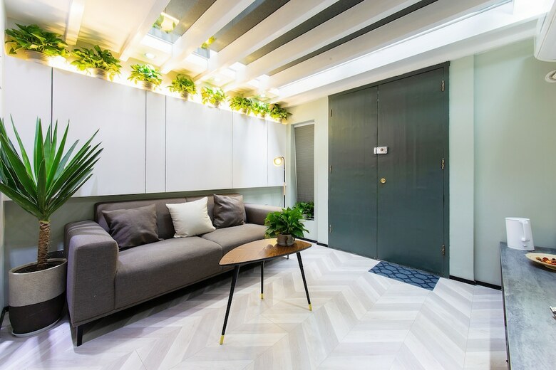 Hotel Sun Room