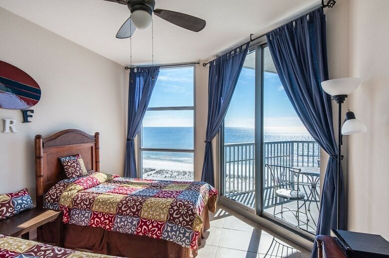 Emerald Dolphin Unit 1220 - Two Bedroom Condo