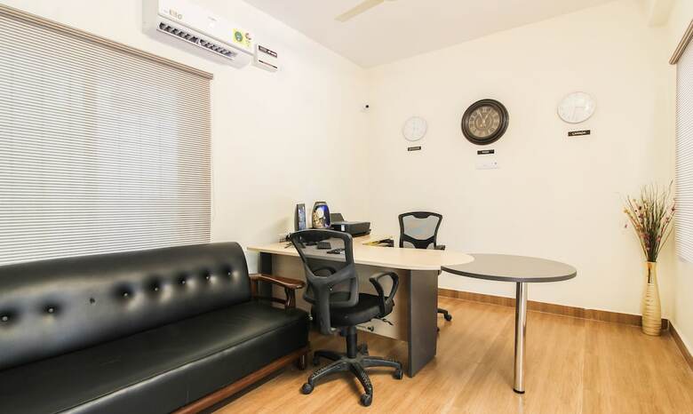 Hotel Treebo Trip Riyas Grand