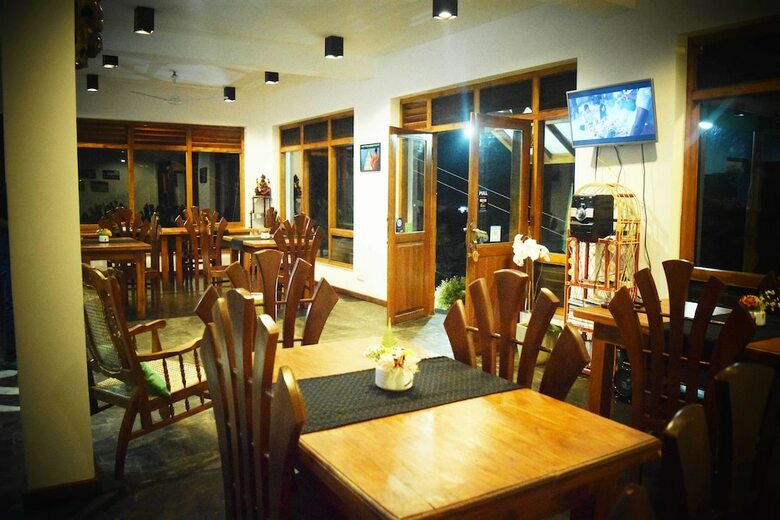 Lakshmis Hotel