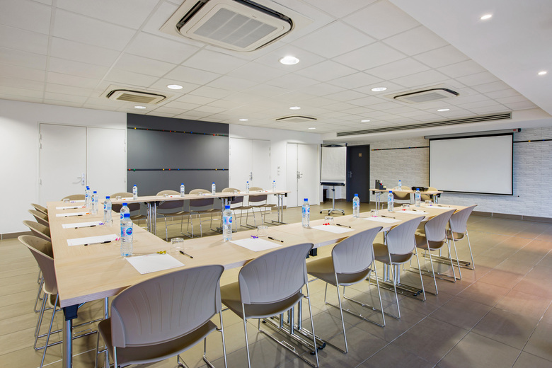 Aparthotel Park & Suites El�gance Cornebarrieu