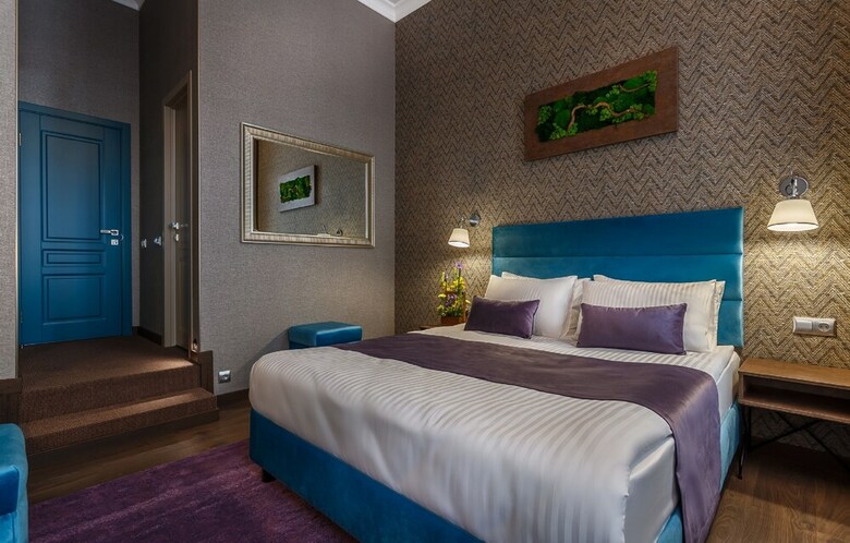 Mansilion Hotel
