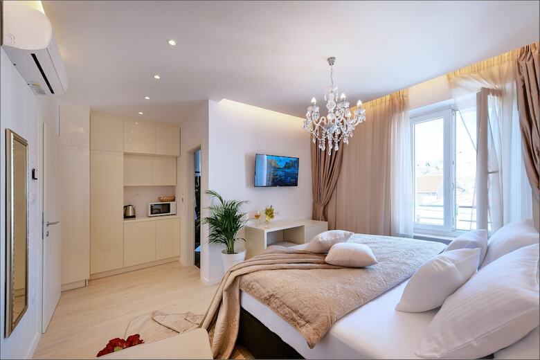 Hotel Via Porto Rooms
