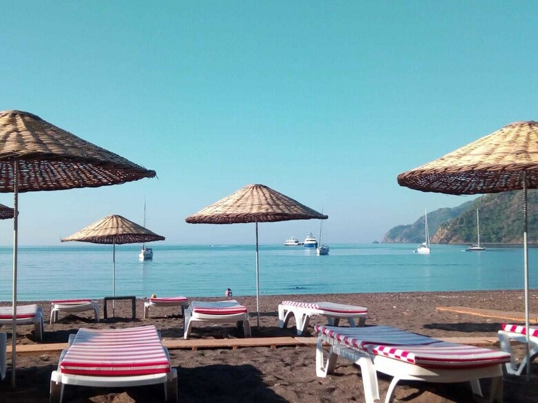 Hotel Eden Bungalows And Beach