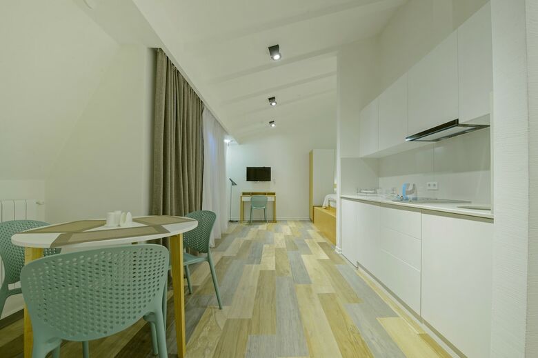 Mariinsky Aparthotel