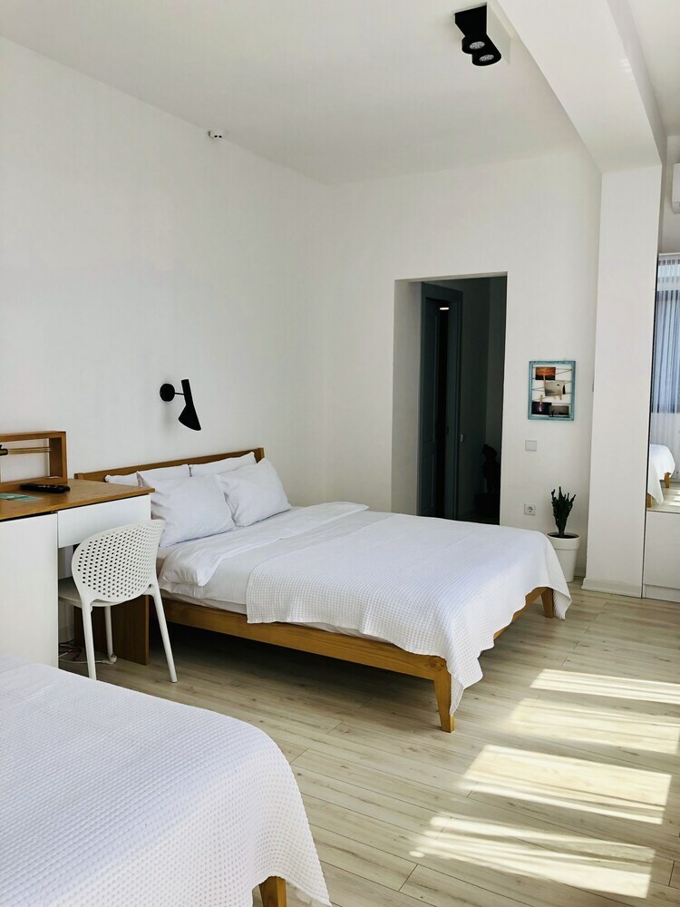 Mariinsky Aparthotel