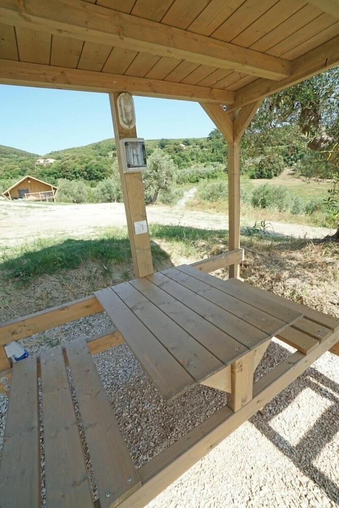 Posada Glamping Tuscany Podere Cortesi