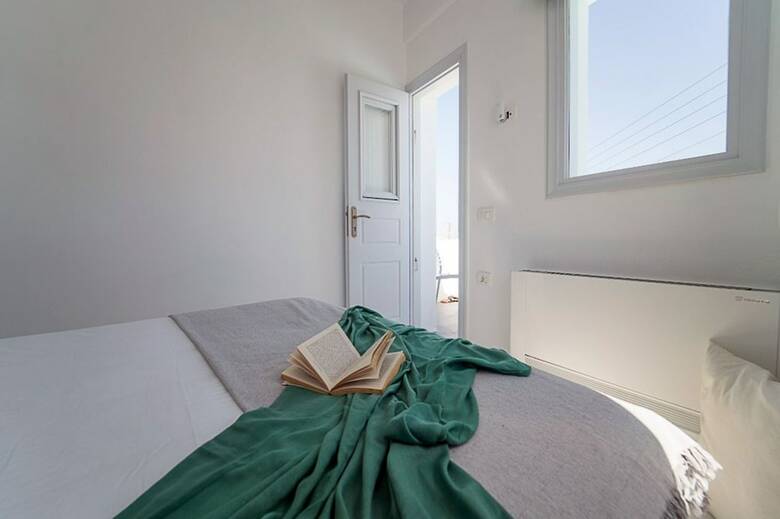 Apartamentos Akrotiri Cycladic Suites