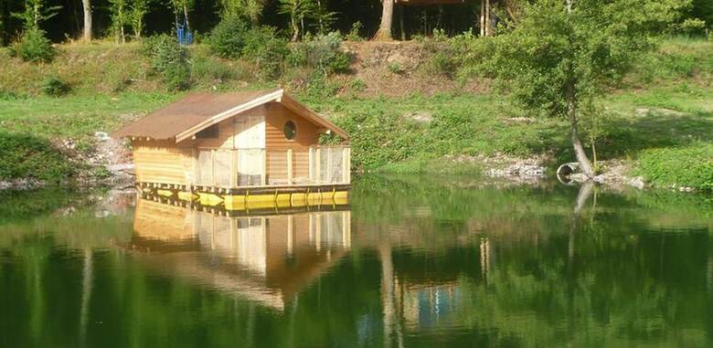 Camping Les Castors - Cabanes Insolites