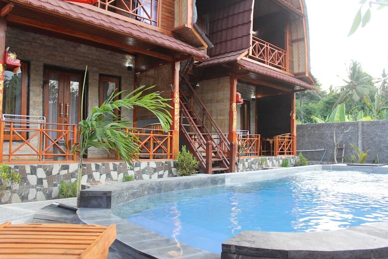 Hotel Putra Bali Villa
