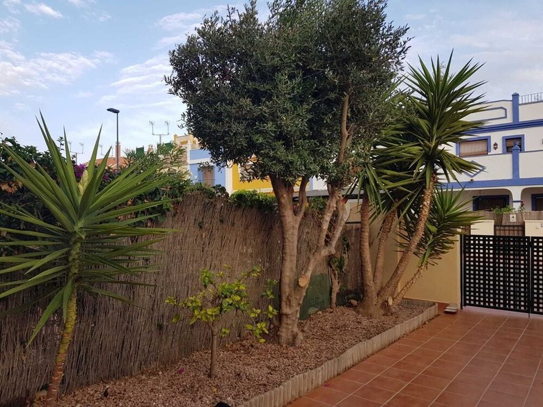 Calle Carlos Roda