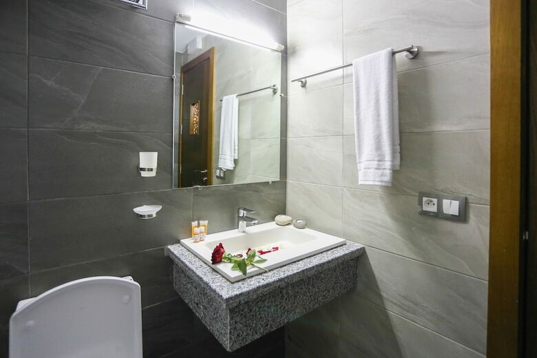 Hotel Makarim Tetouan