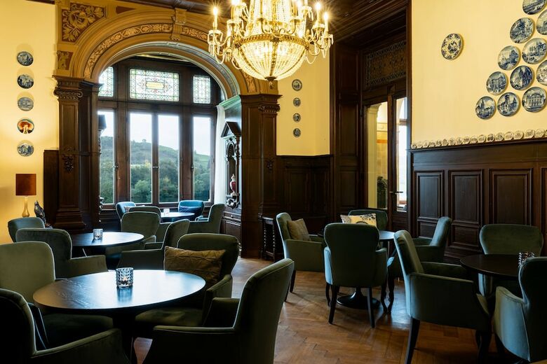Hotel Schloss Lieser, Autograph Collection