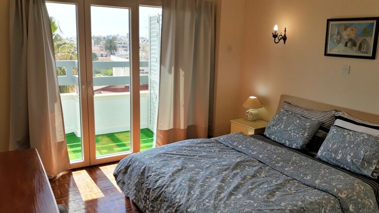 Sunny Apartment Larnaca