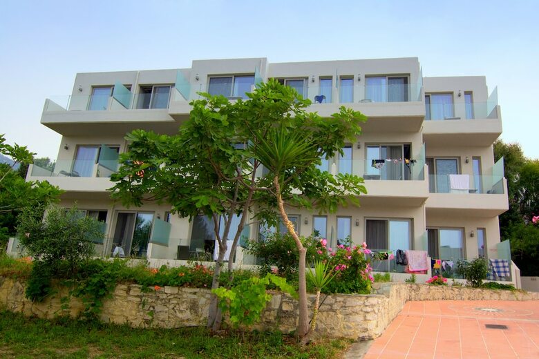 Liza Mary Hotel