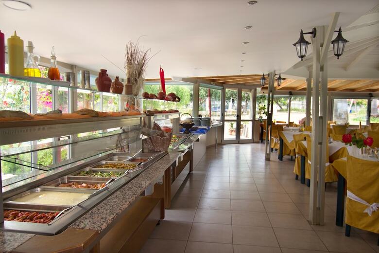 Liza Mary Hotel
