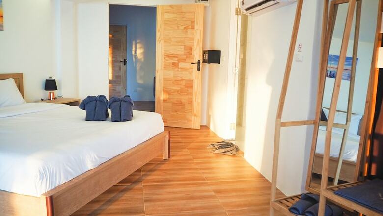 Patong Sunset Villa Hotel