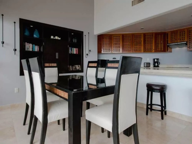 Alta Vista 3br Condo By Rmh
