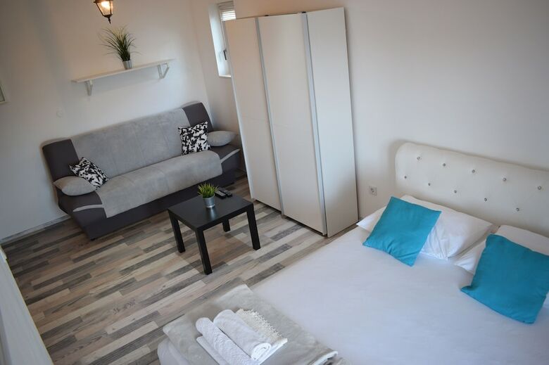 Apartments Milas