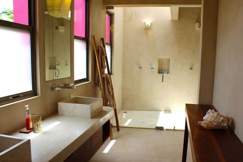 Villa Alma Rosa 4br Full Staff By Rmh