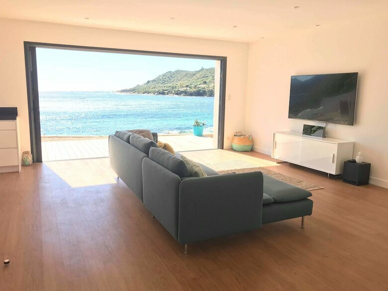 Tiuccia Villa Pieds Dans L'eau