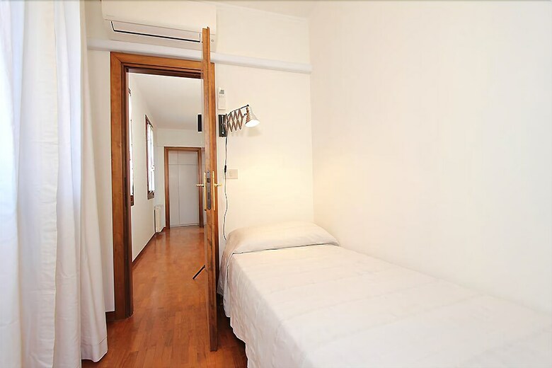 City Apartments - Lara