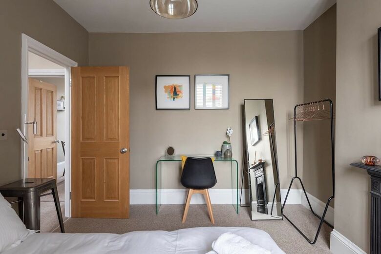 Apartamentos Beautifully Modern 2 Bedroom Flat For 4 Guests