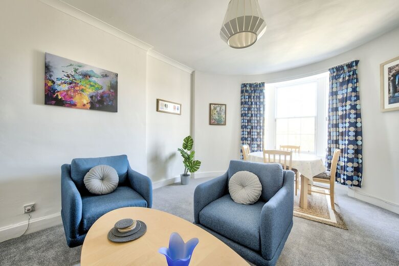 Apartamentos Spacious 2br Home In New Town