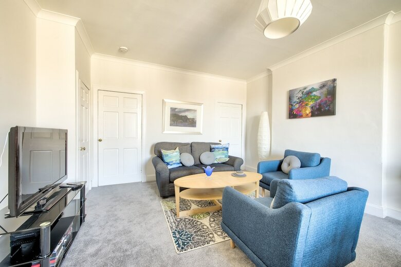 Apartamentos Spacious 2br Home In New Town