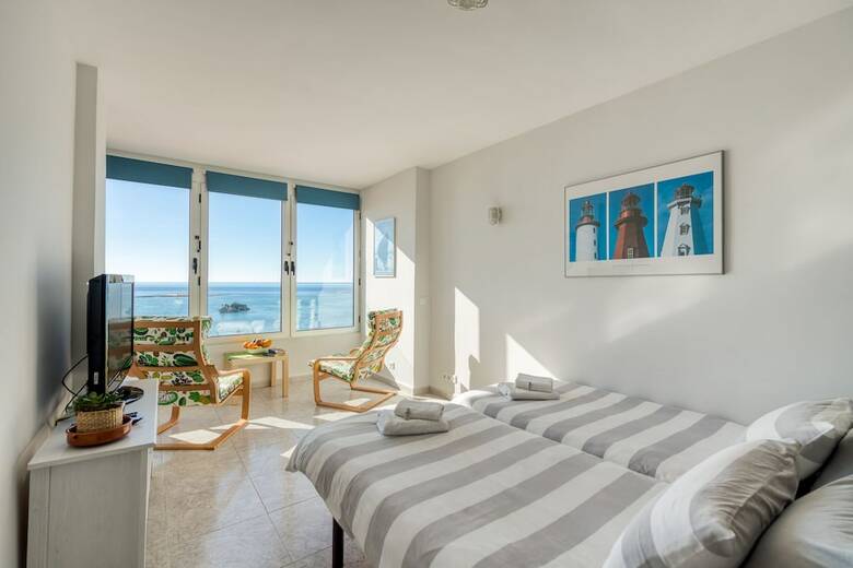 Apartamentos View Point By Living Las Canteras